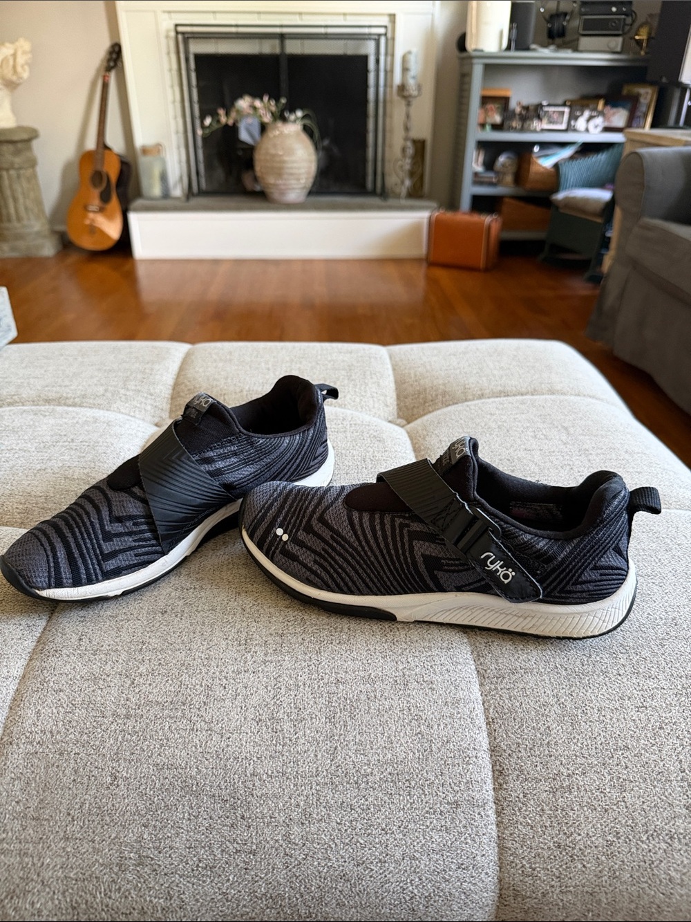 Ryka Athletic Sneakers Sz 6 Sporty Comfort Walking Training